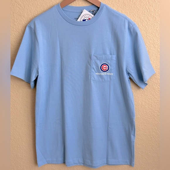 Chicago Cubs Vineyard Vines Logo Short Sleeve Crewneck T-Shirt - Picture 2 of 8
